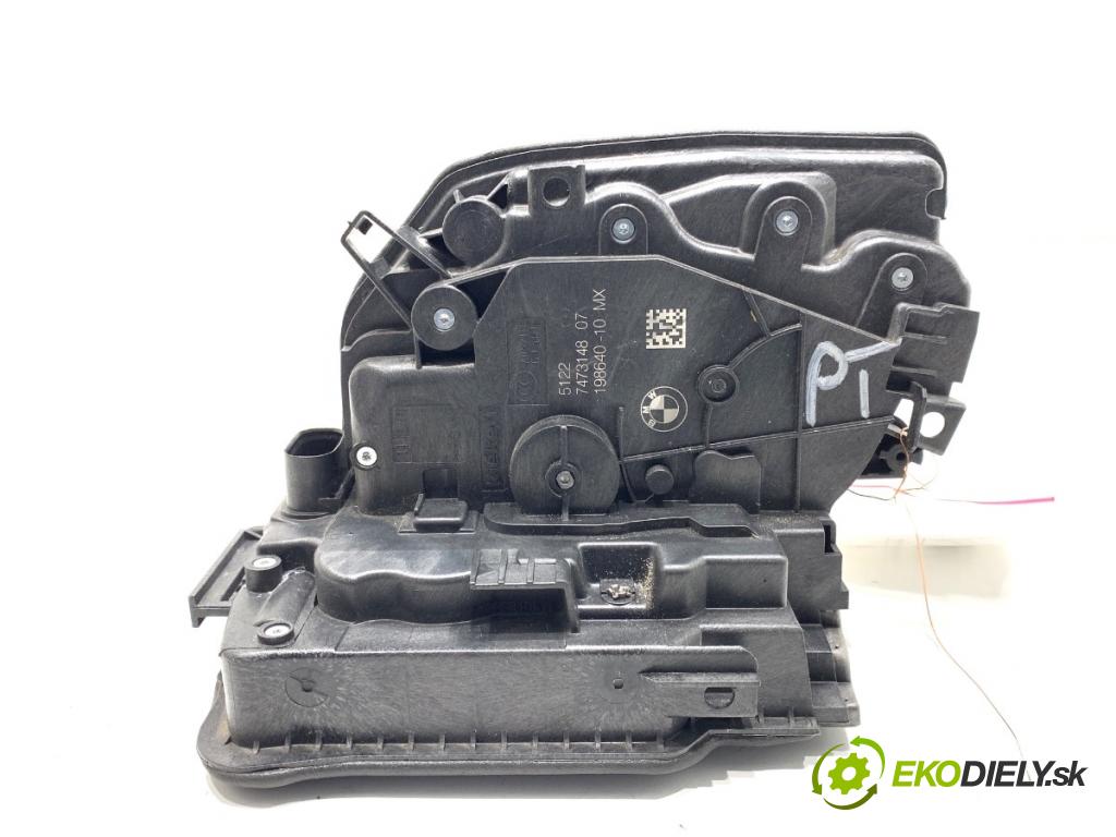 BMW G02 SUV 2023 140 kW xDrive 20 d 1995 zámok Dvere pravy zad 7473148