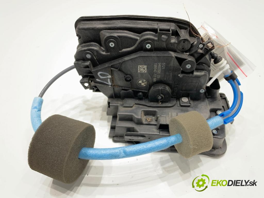 BMW G02 SUV 2023 140 kW xDrive 20 d 1995 zámok Dvere ľavy predný 9492091