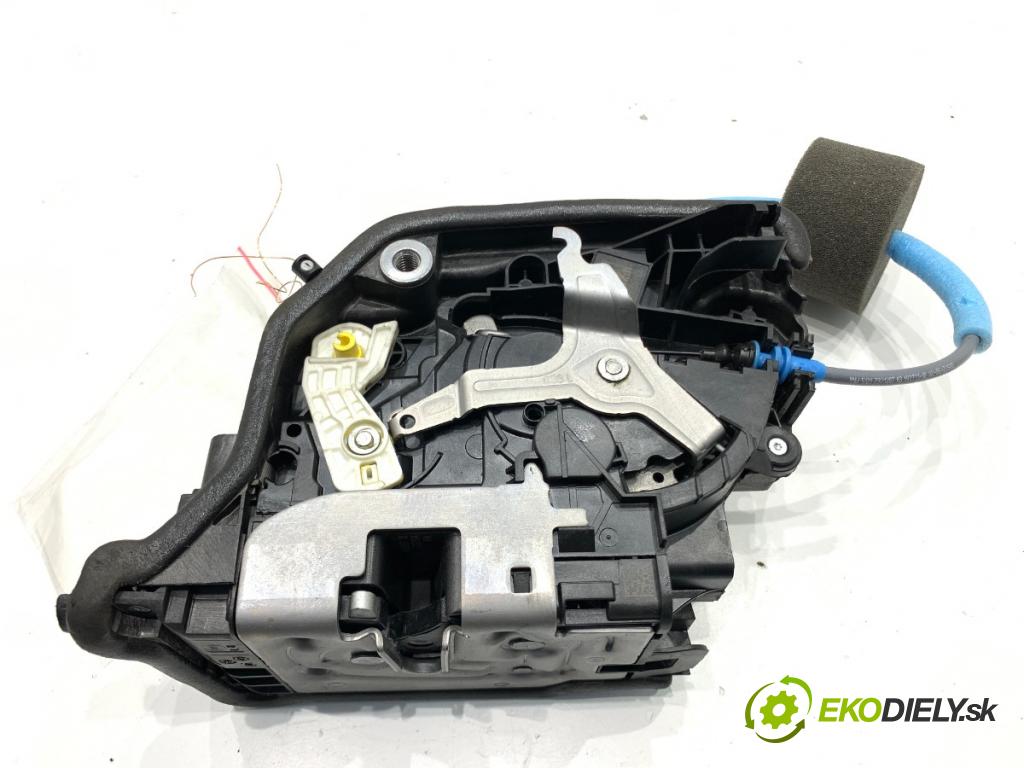 BMW G02 SUV 2023 140 kW xDrive 20 d 1995 zámok Dvere ľavy predný 9492091