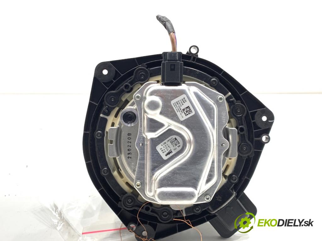BMW G02 SUV 2023 140 kW xDrive 20 d 1995 ventilátor kúrenia 2948F