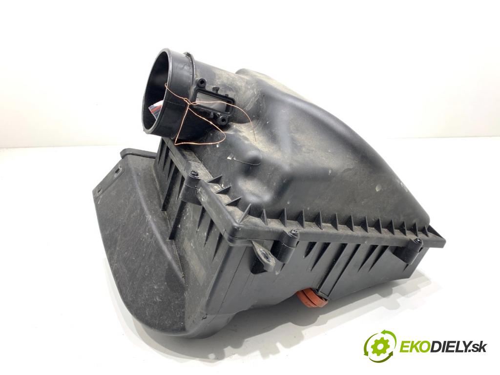 BMW G02 SUV 2023 140 kW xDrive 20 d 1995 Obal filtra vzduchu 8577140 (Obal vzduchového filtra)