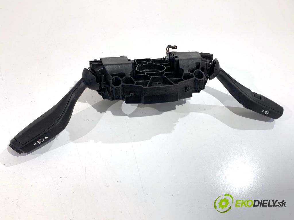 BMW G02 SUV 2023 140 kW xDrive 20 d 1995 přepínač kombinovaný 5A32035 (Páčky pod volantem)