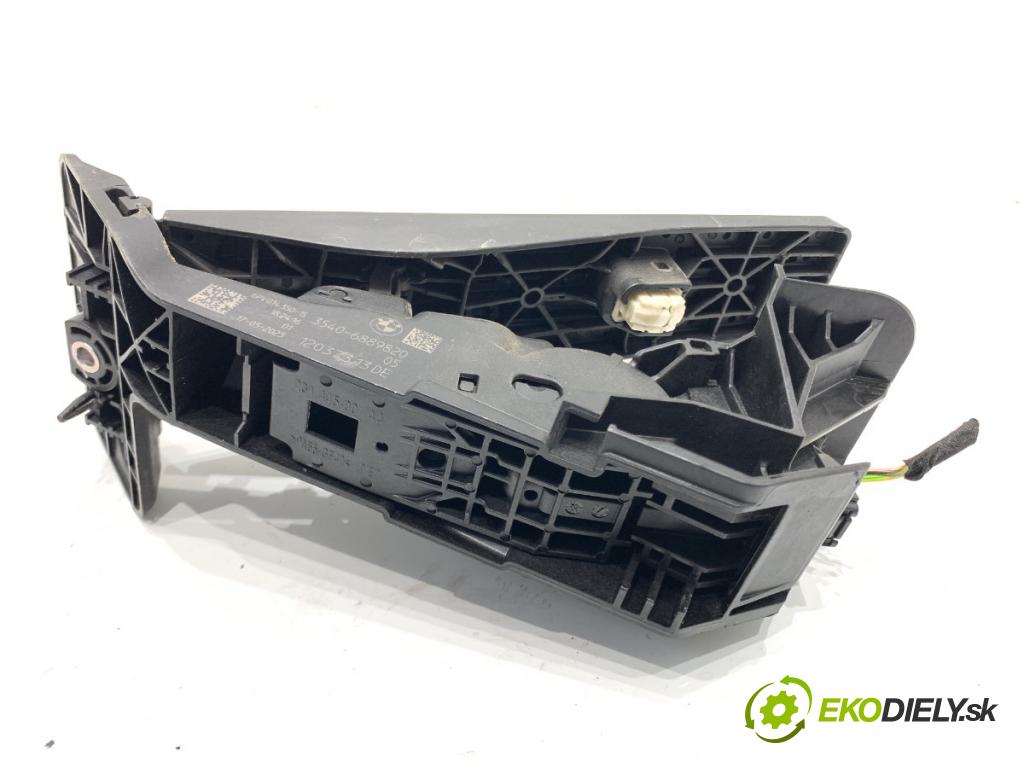 BMW G02 SUV 2023 140 kW xDrive 20 d 1995 Potenciometer plynu 6889820 (Potenciometer plynového pedálu)