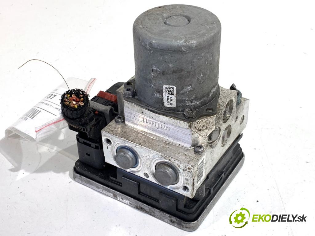 BMW G02 SUV 2023 140 kW xDrive 20 d 1995 Pumpa ABS 5A5F9F7 (Pumpa ABS)