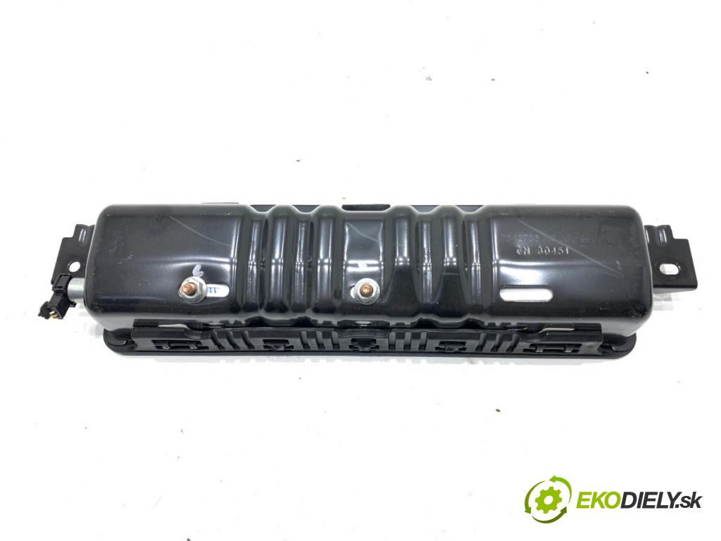 BMW G02 SUV 2023 140 kW xDrive 20 d 1995 AirBag koleno: 9363843