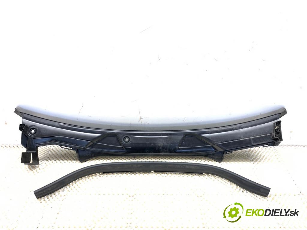 BMW G02 SUV 2023 140 kW xDrive 20 d 1995 Torpédo, plast pod čelné okno 7399015 (Torpédo (plast pod čelným sklom))