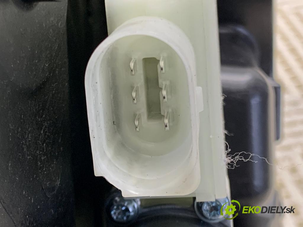 BMW G02 SUV 2023 140 kW xDrive 20 d 1995 Mechanizmus okna pravy zad 7417372