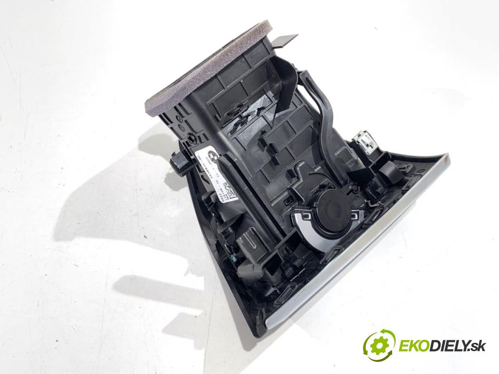 BMW G02 SUV 2023 140 kW xDrive 20 d 1995 Mriežky kúrenia ľavy predný 5A3BB10