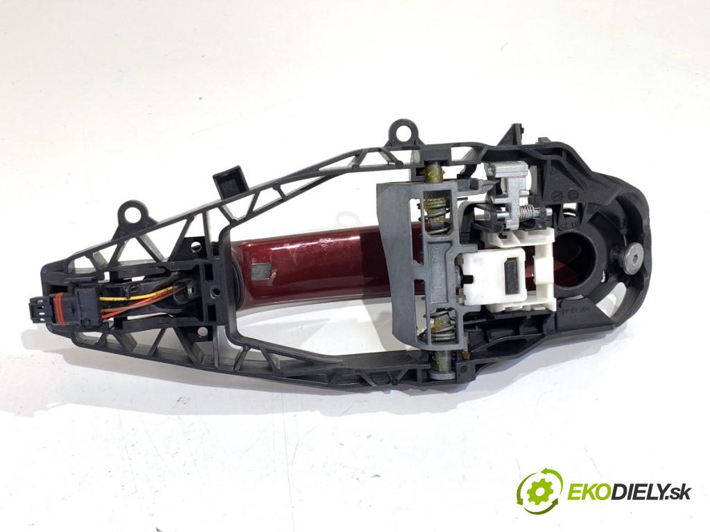 BMW G02 SUV 2023 140 kW xDrive 20 d 1995 Kľučka vonkajšia ľavy zad 9881775