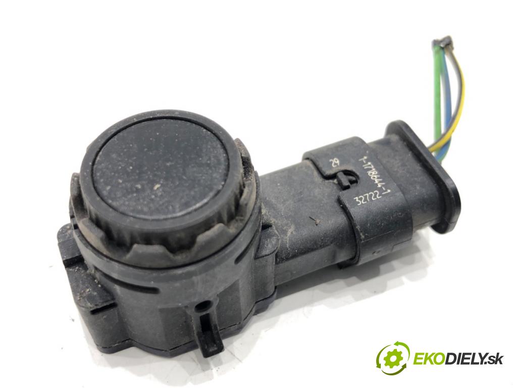 BMW G02 SUV 2023 140 kW xDrive 20 d 1995 Snímač PDC 9826784