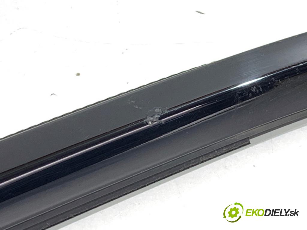 BMW G02 SUV 2023 140 kW xDrive 20 d 1995 Lišta Sbírání: predný ľavy