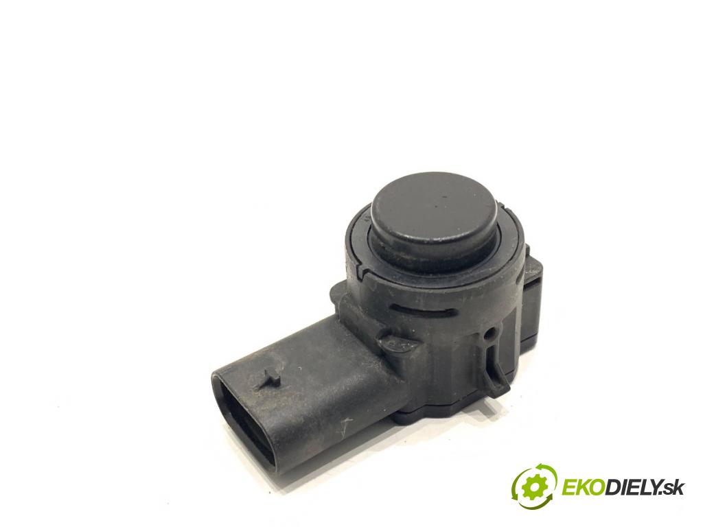 BMW G02 SUV 2023 140 kW xDrive 20 d 1995 snímač PDC 9826784