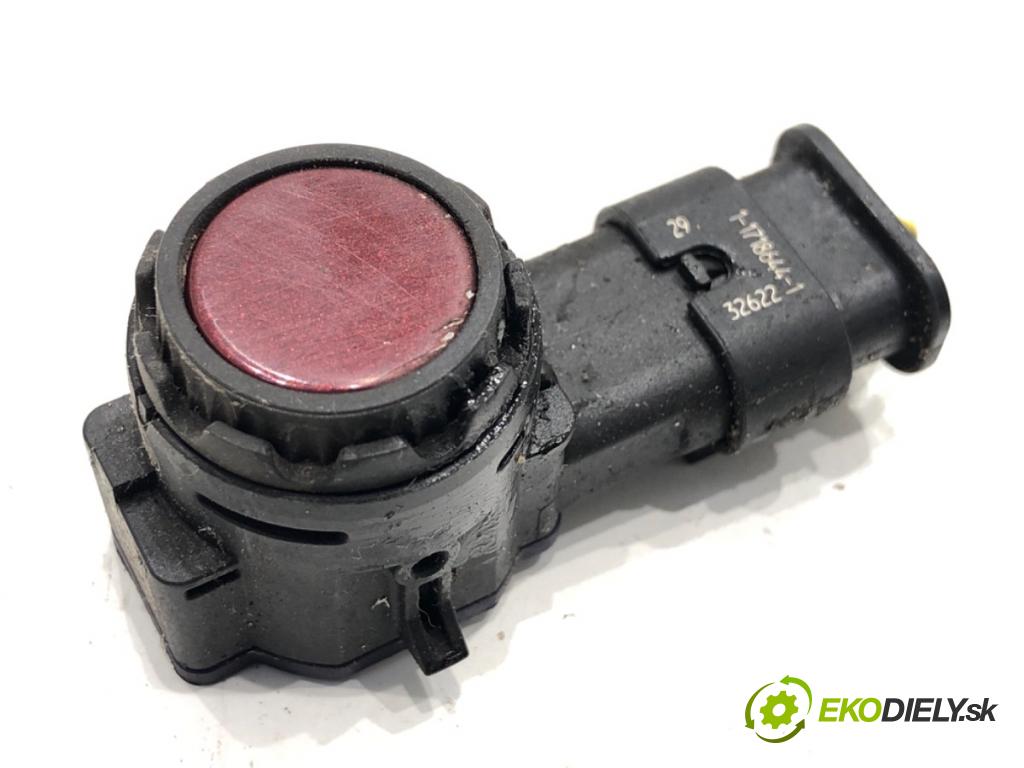 BMW G02 SUV 2023 140 kW xDrive 20 d 1995 Snímač PDC 5A08986