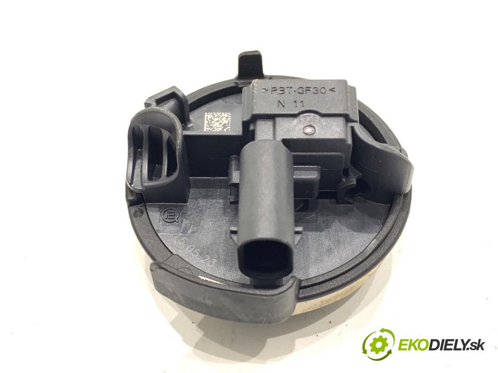 BMW G02 SUV 2023 140 kW xDrive 20 d 1995 snímač nárazu 9496820 (Snímač nárazu)