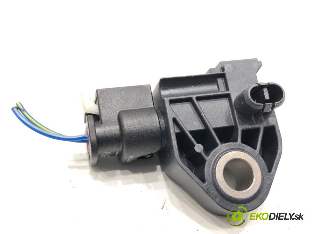 BMW G02 SUV 2023 140 kW xDrive 20 d 1995 Snímač nárazu 9496815 (Snímač nárazu)