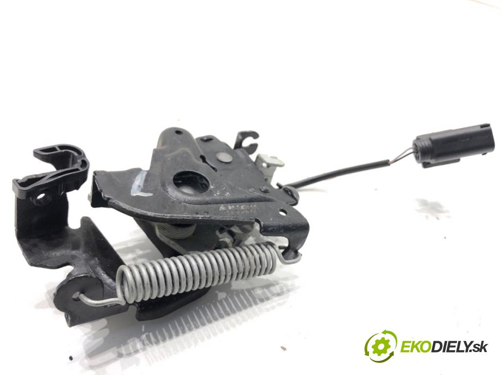 BMW G02 SUV 2023 140 kW xDrive 20 d 1995 zámok kapoty predný ľavy 7485957