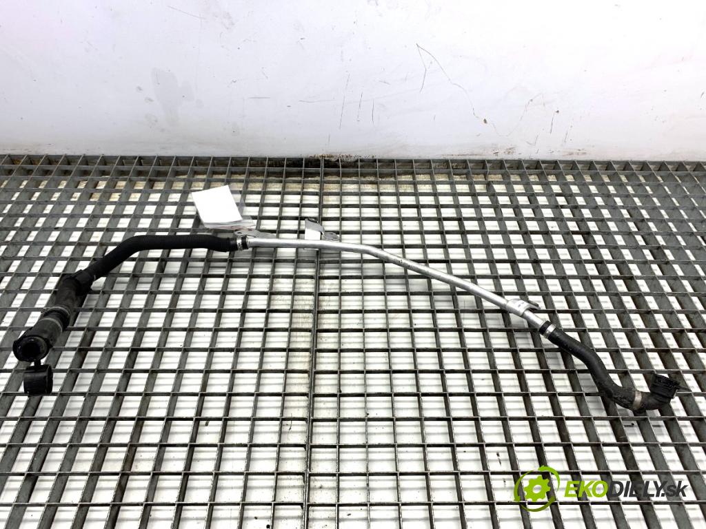 BMW G02 SUV 2023 140 kW xDrive 20 d 1995 Rúra vody 8597286