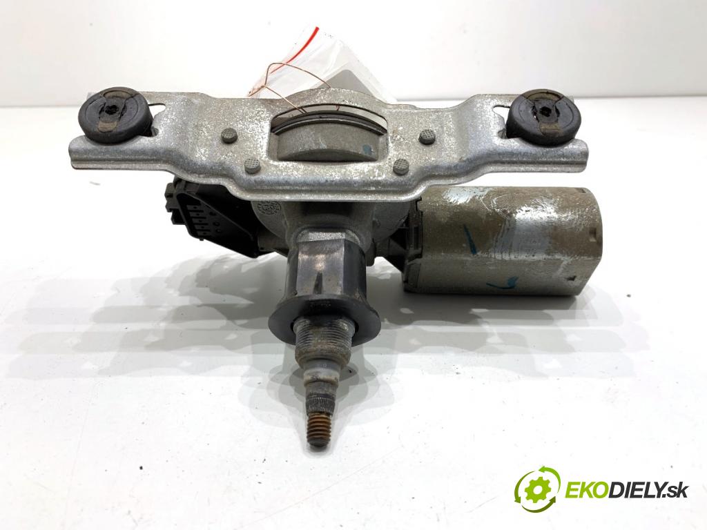 JEEP CHEROKEE KJ samochód terenowy zamknięty 2003 155 kW 3.7 4x4 3698 Motor stieračov zad