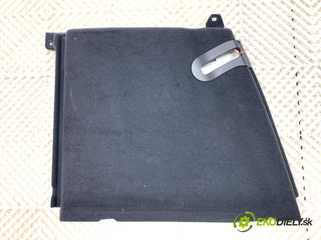 BMW G02 SUV 2023 140 kW xDrive 20 d 1995 čalúnenie kufra ľavy