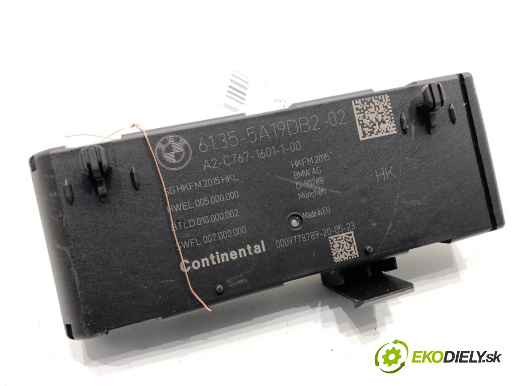 BMW G02 SUV 2023 140 kW xDrive 20 d 1995 modul otevírání dveří 5A19DB2