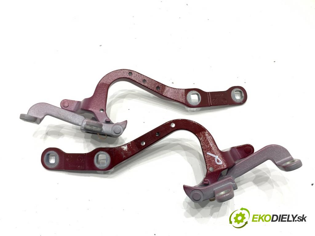 BMW G02 SUV 2023 140 kW xDrive 20 d 1995 závesky dverí zad 7424414