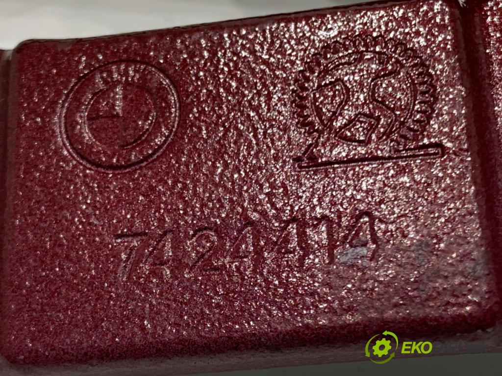 BMW G02 SUV 2023 140 kW xDrive 20 d 1995 závesky dverí zad 7424414