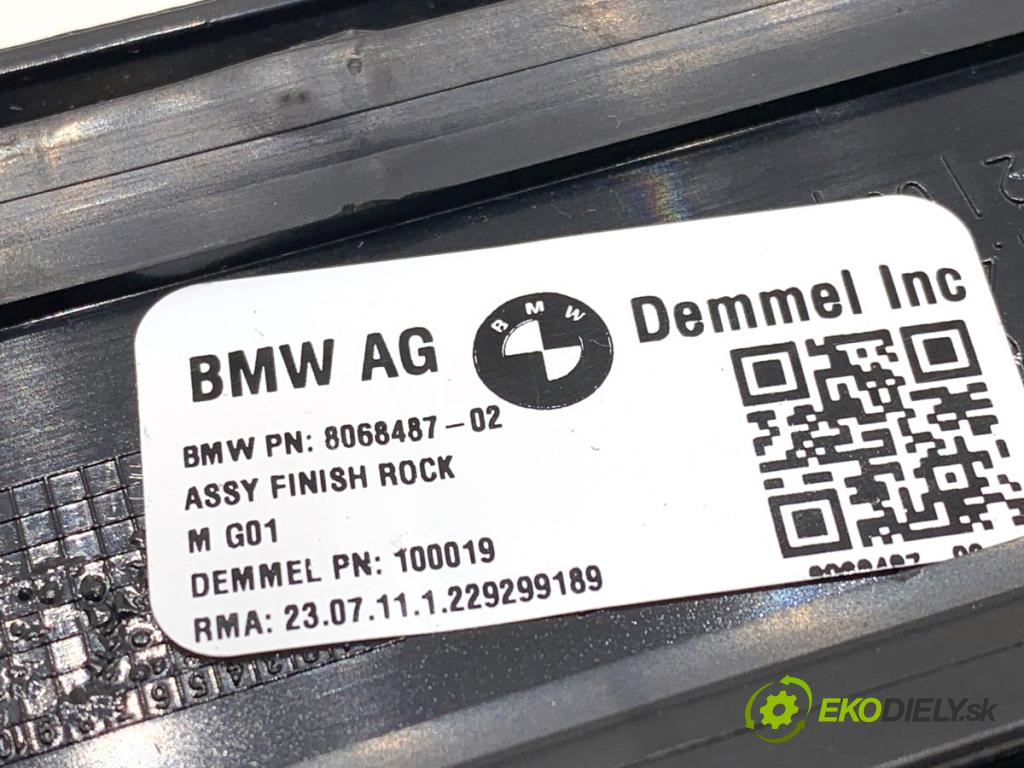 BMW G02 SUV 2023 140 kW xDrive 20 d 1995 lišta násada prahu přední část levá strana M-BALÍČEK 8068487