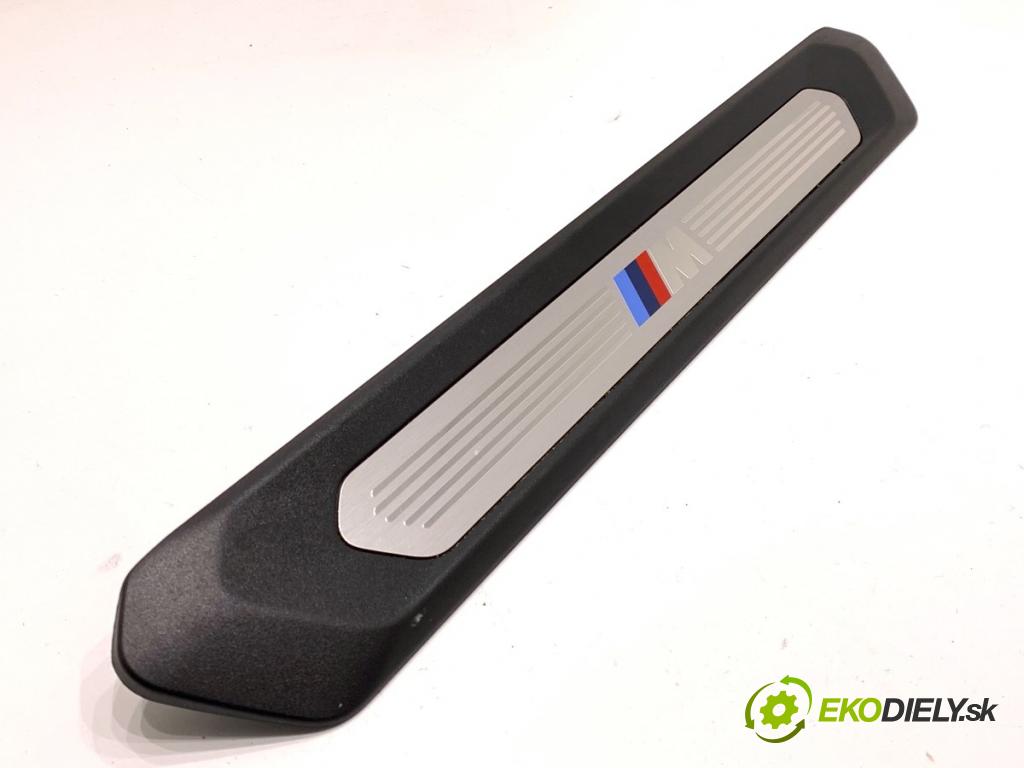 BMW G02 SUV 2023 140 kW xDrive 20 d 1995 Lišta Násada prahu predný pravá M-Paket 8068487