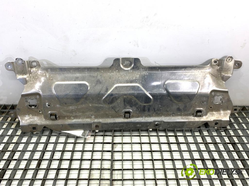 BMW G02 SUV 2023 140 kW xDrive 20 d 1995 Výstuha Clona PREDNÁ: PASA predneho 7400110