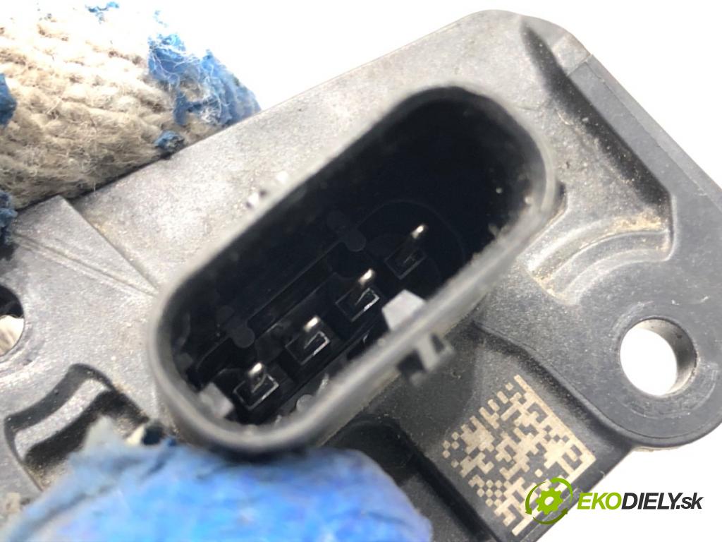 BMW G02 SUV 2023 140 kW xDrive 20 d 1995 Váha vzduchu  (Váha vzduchu)