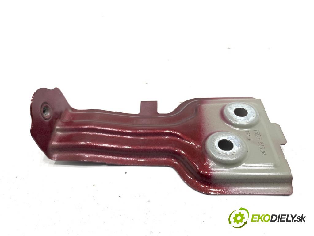 BMW G02 SUV 2023 140 kW xDrive 20 d 1995 Držiak Uchytenie blatníka ľavy 7397515