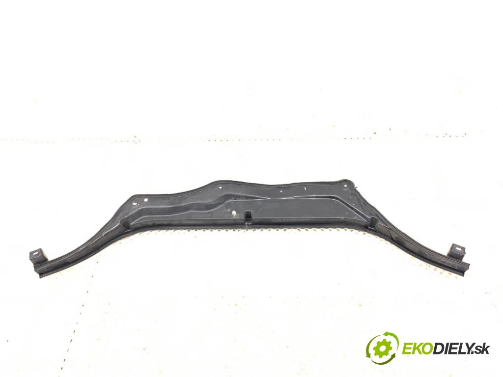 BMW G02 SUV 2023 140 kW xDrive 20 d 1995 torpédo plast pod čelní okno clona STĚNY 7394819