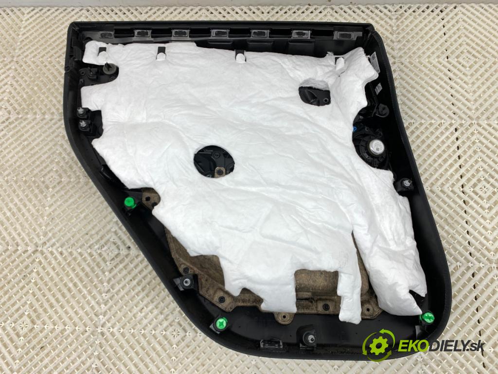 TESLA MODEL Y SUV 2023 235 kW EV 0 čalúnenie Dvere pravy zad P1897297-99-B