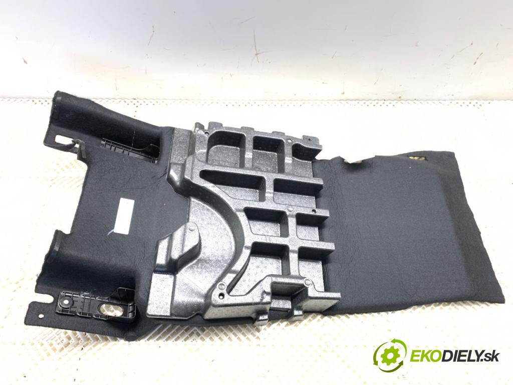 TESLA MODEL Y SUV 2023 235 kW EV 0 koberec KRYTINA: 1621298-00-D