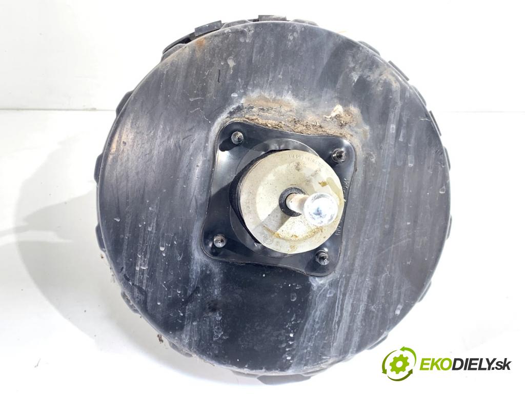 VW TOUAREG SUV 2009 176 kW 3.0 V6 TDI 2967 Posilovač bŕzd 7L6612101B