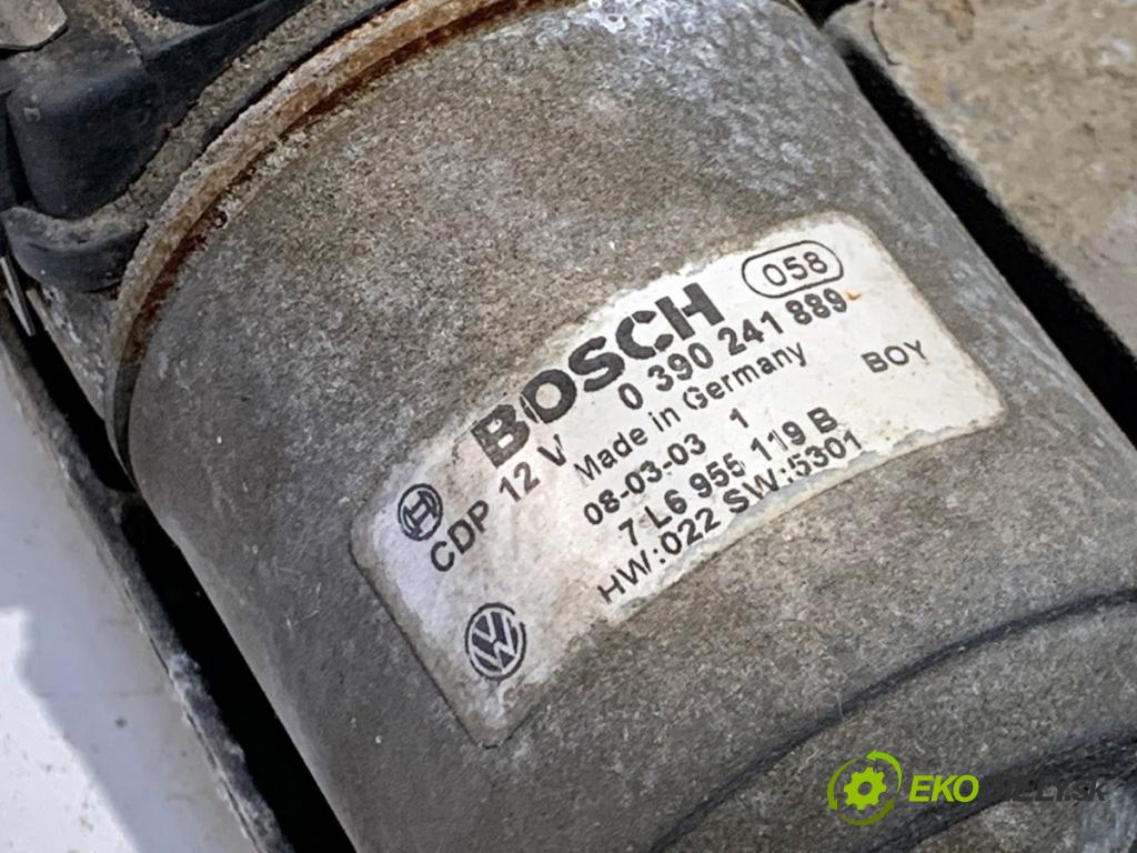 VW TOUAREG SUV 2009 176 kW 3.0 V6 TDI 2967 Mechanizmus stieračov predný 7L6955023B (Motorček stieračov predný)