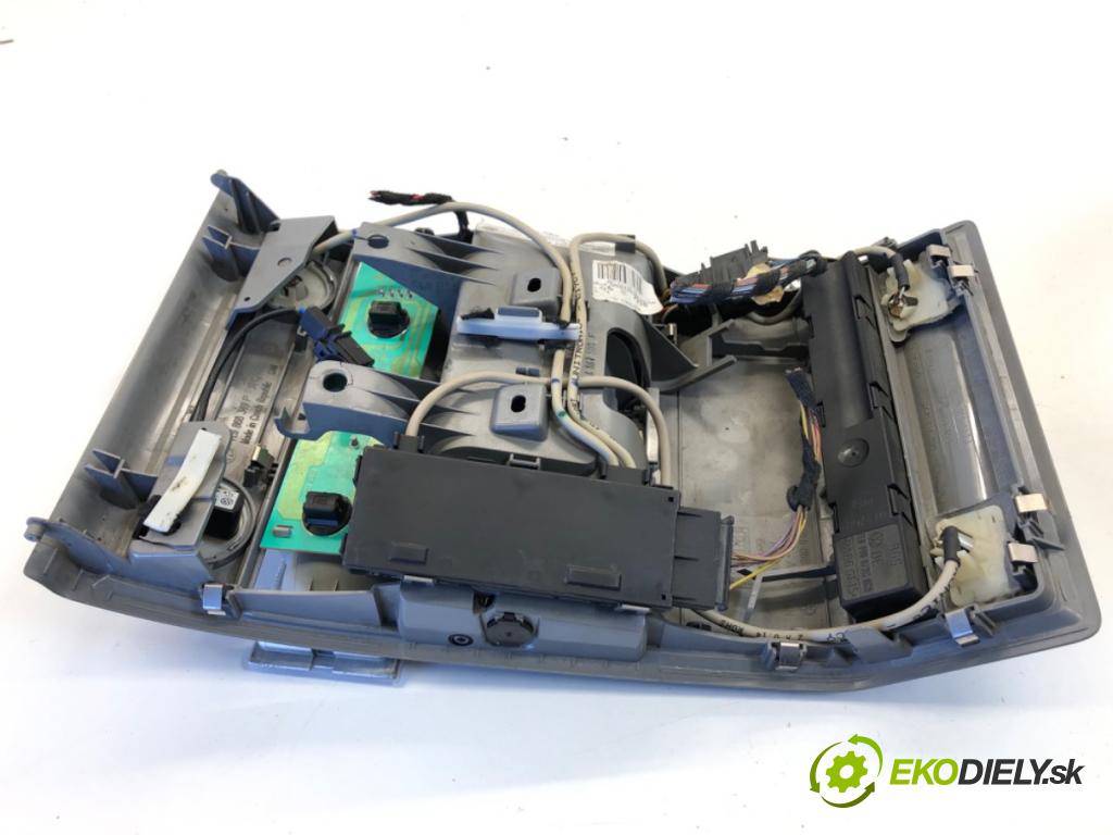 VW TOUAREG SUV 2009 176 kW 3.0 V6 TDI 2967 Svetlo stropné 7L6868349P
