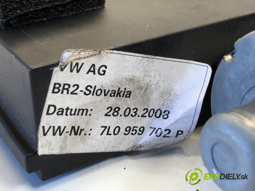 VW TOUAREG SUV 2009 176 kW 3.0 V6 TDI 2967 Motor sťahovania okna pravy predný 7L0959792B