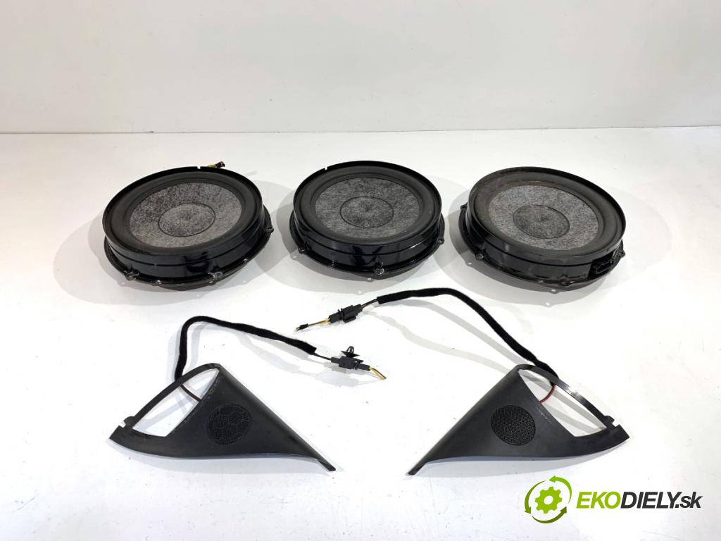 VW TOUAREG SUV 2009 176 kW 3.0 V6 TDI 2967 reproduktory 7E0035411A 7L6035411