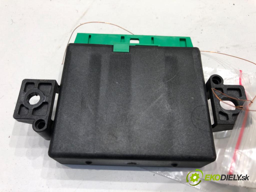 PEUGEOT 3008 SUV 2021 147 kW Hybrid4 (M45GBU) 1598 Modul PDC 9835626980 (Riadiaca jednotka ostatné)