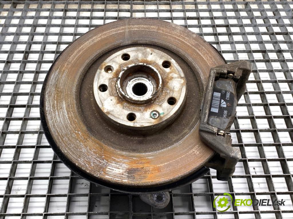 PEUGEOT 3008 SUV 2021 147 kW Hybrid4 (M45GBU) 1598 náboj náboj pravý zadní část 