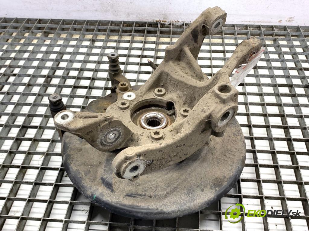 PEUGEOT 3008 SUV 2021 147 kW Hybrid4 (M45GBU) 1598 náboj náboj pravy zad