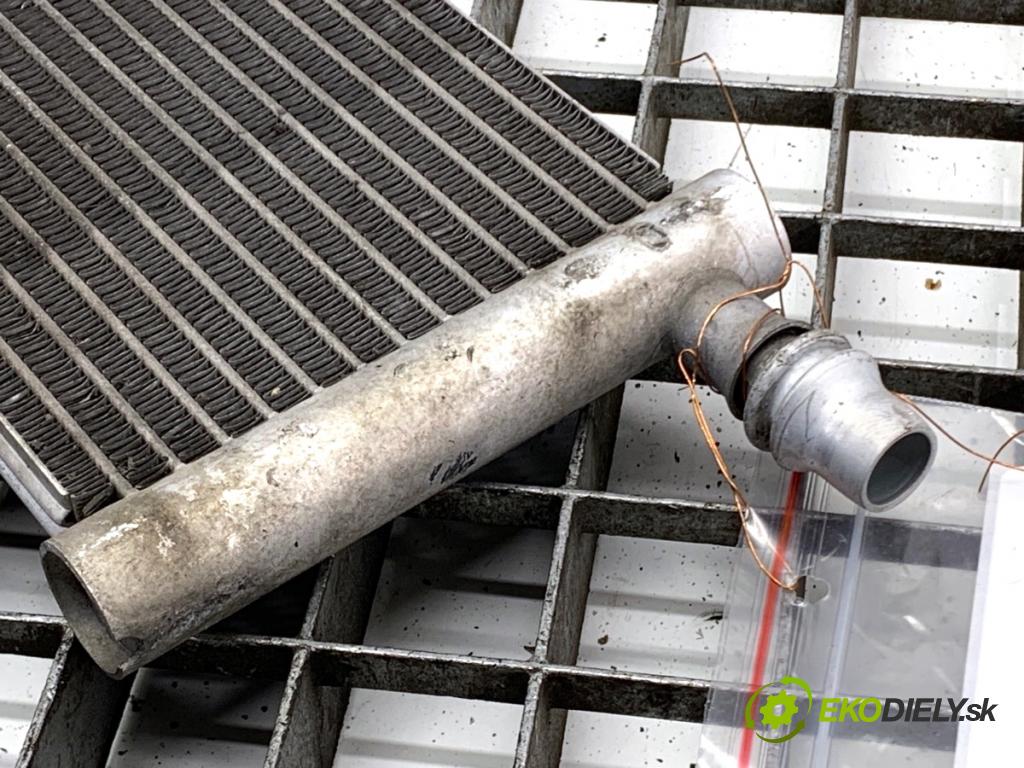 BMW G02 SUV 2023 140 kW xDrive 20 d 1995 DALŠÍ: Chladič vody 8472304