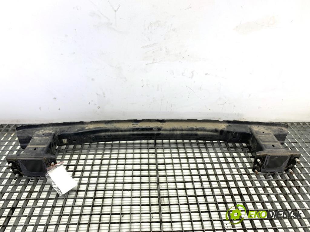 MERCEDES-BENZ W176 liftback 2017 90 kW A 180 (176.042) 1595 výztuha nárazníka zadní část A24661002 (Zadní výztuha)