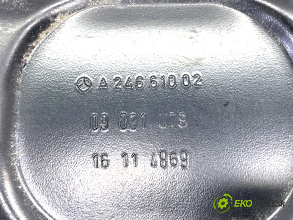 MERCEDES-BENZ W176 liftback 2017 90 kW A 180 (176.042) 1595 výztuha nárazníka zadní část A24661002 (Zadní výztuha)