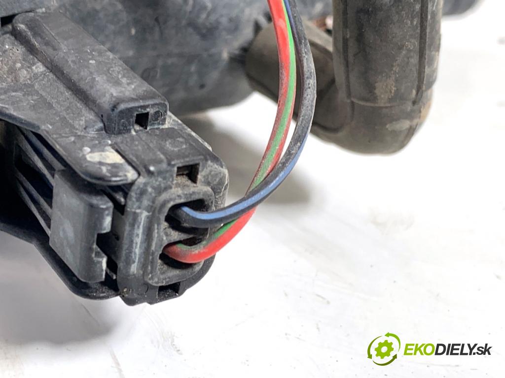 MERCEDES-BENZ W176 liftback 2017 90 kW A 180 (176.042) 1595 ventil tlaku A0014760532 (Ventil)