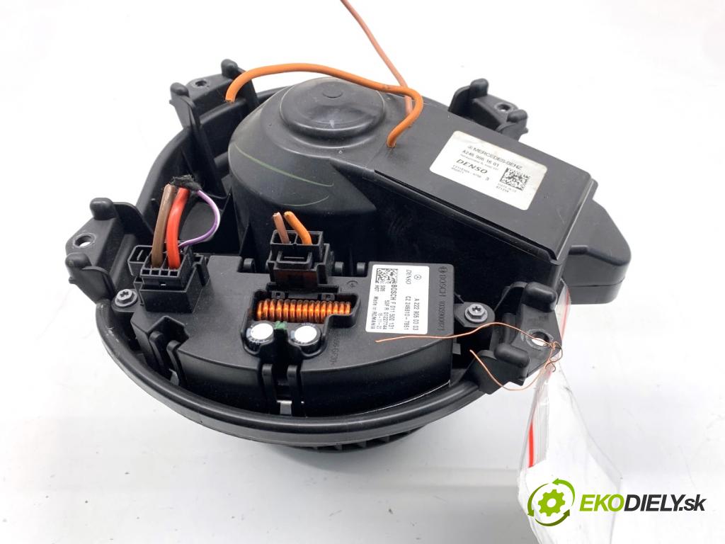 MERCEDES-BENZ W176 liftback 2017 90 kW A 180 (176.042) 1595 ventilátor kúrenia A2469061601