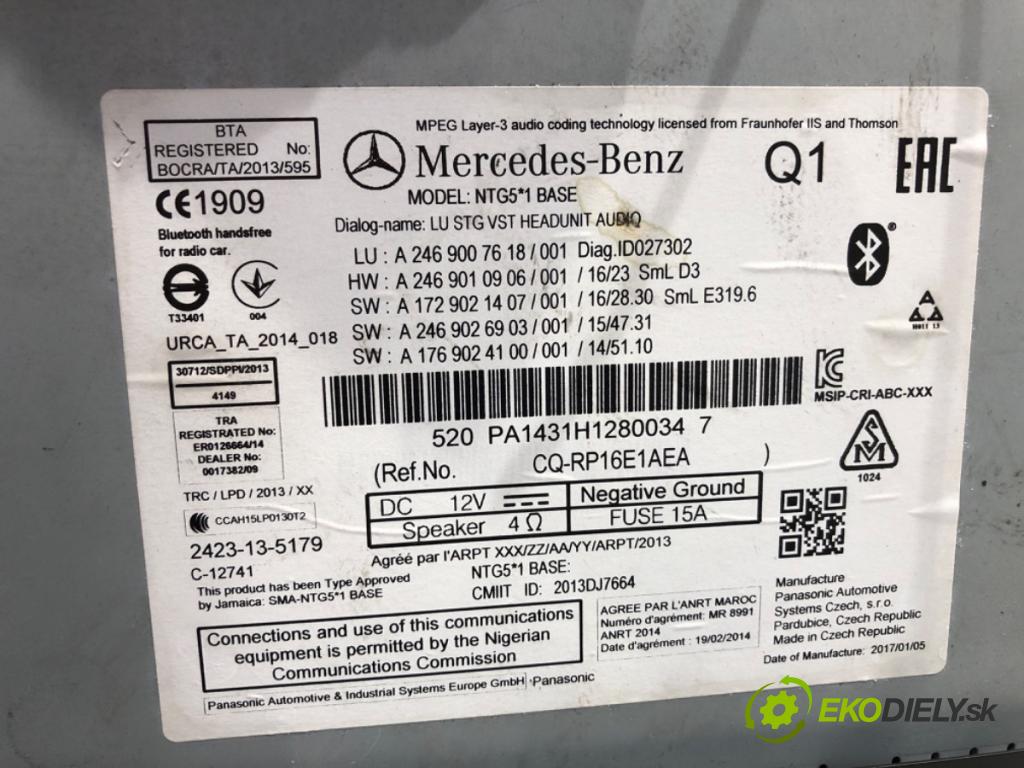 MERCEDES-BENZ W176 liftback 2017 90 kW A 180 (176.042) 1595 RADIO Navigácia A2469007618 (Audio zariadenie)