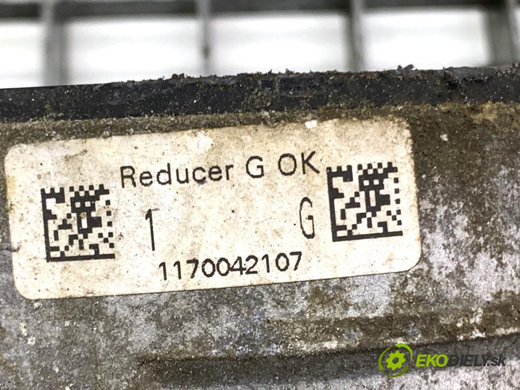 MERCEDES-BENZ W176 liftback 2017 90 kW A 180 (176.042) 1595 riadenie volantu Riadenie 2464604701