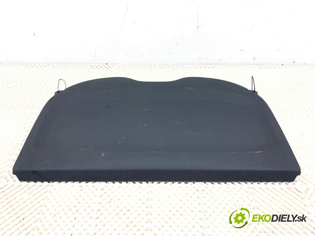 MERCEDES-BENZ W176 liftback 2017 90 kW A 180 (176.042) 1595 Pláto zad A1766901600